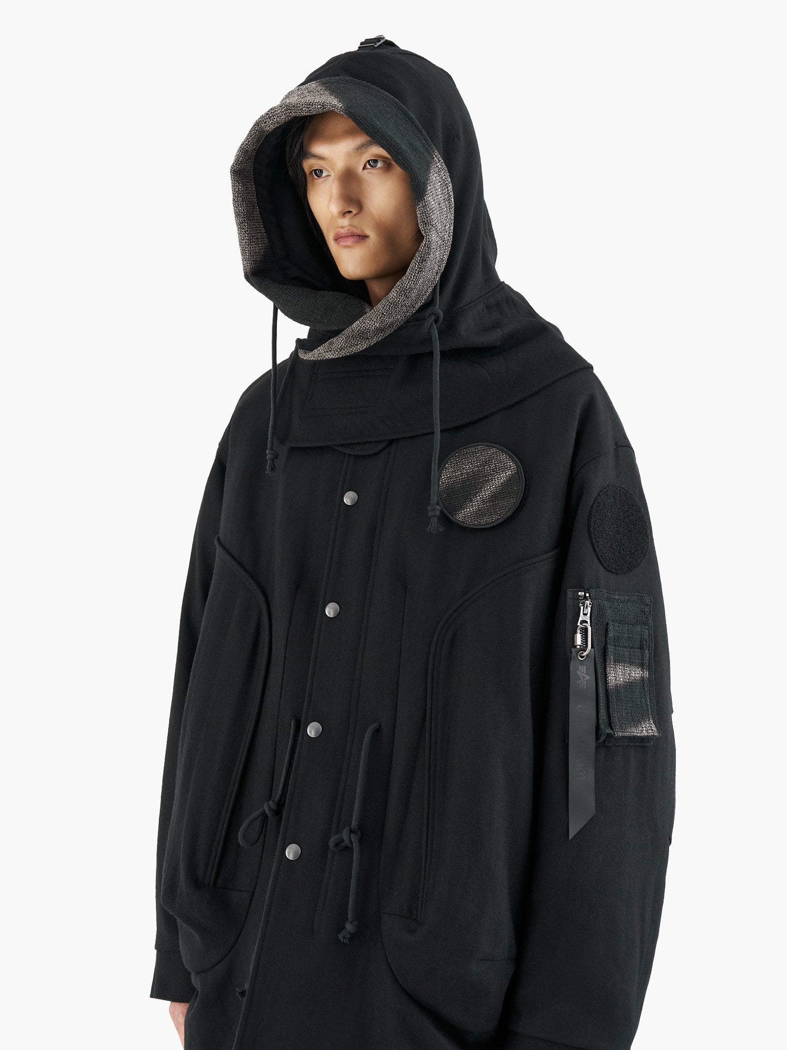 Jiyong Kim - Sun-Bleached Detachable Hood Fishtail Coat (Black) product image 4 | TRAB K-Fashion Australia