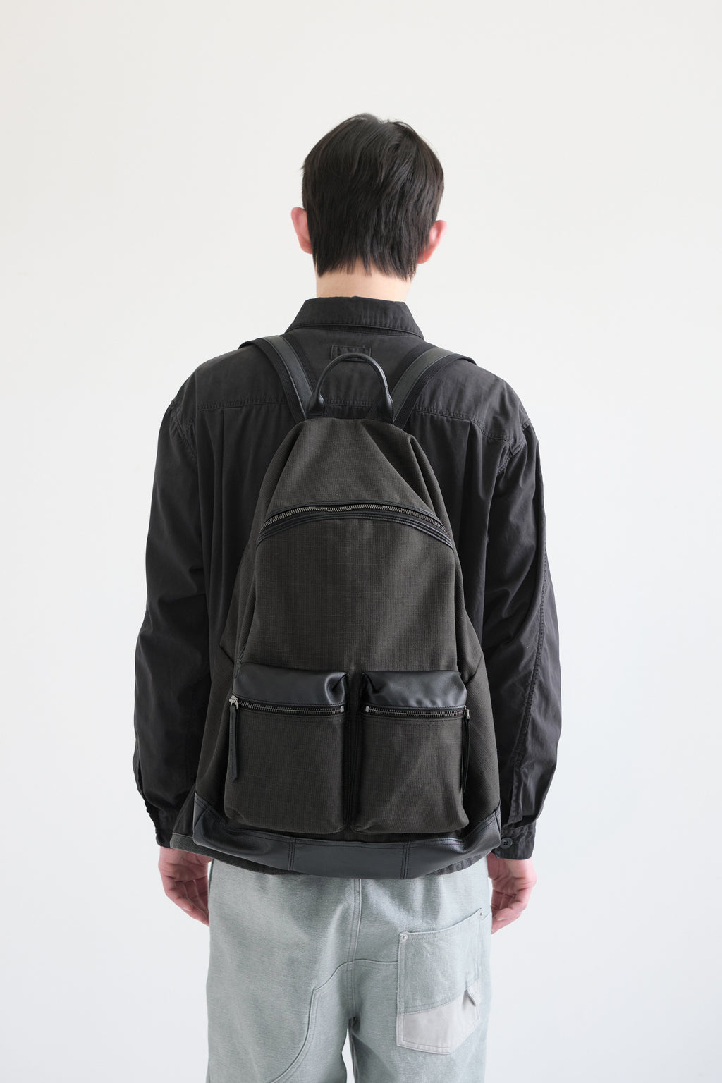 Hatchingroom - Leather Daypack Big (Charcoal) product image 4 | TRAB K-Fashion Australia