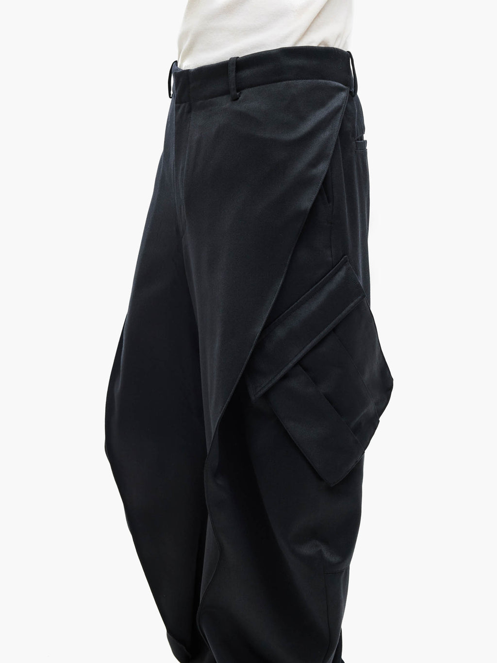 Jiyong Kim - Curved Multi Pocket Trousers (Black) product image 6 | TRAB K-Fashion Australia