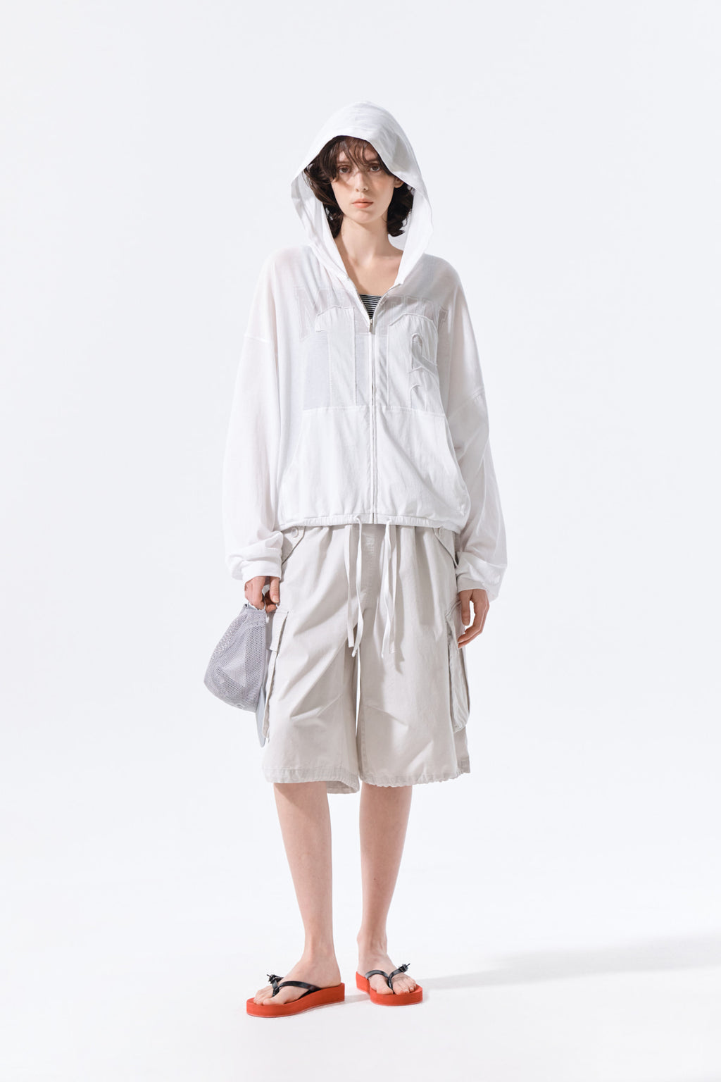 Matin Kim - Matin 16 Applique Logo Hoody Zip Up (White) product image 10 | TRAB K-Fashion Australia