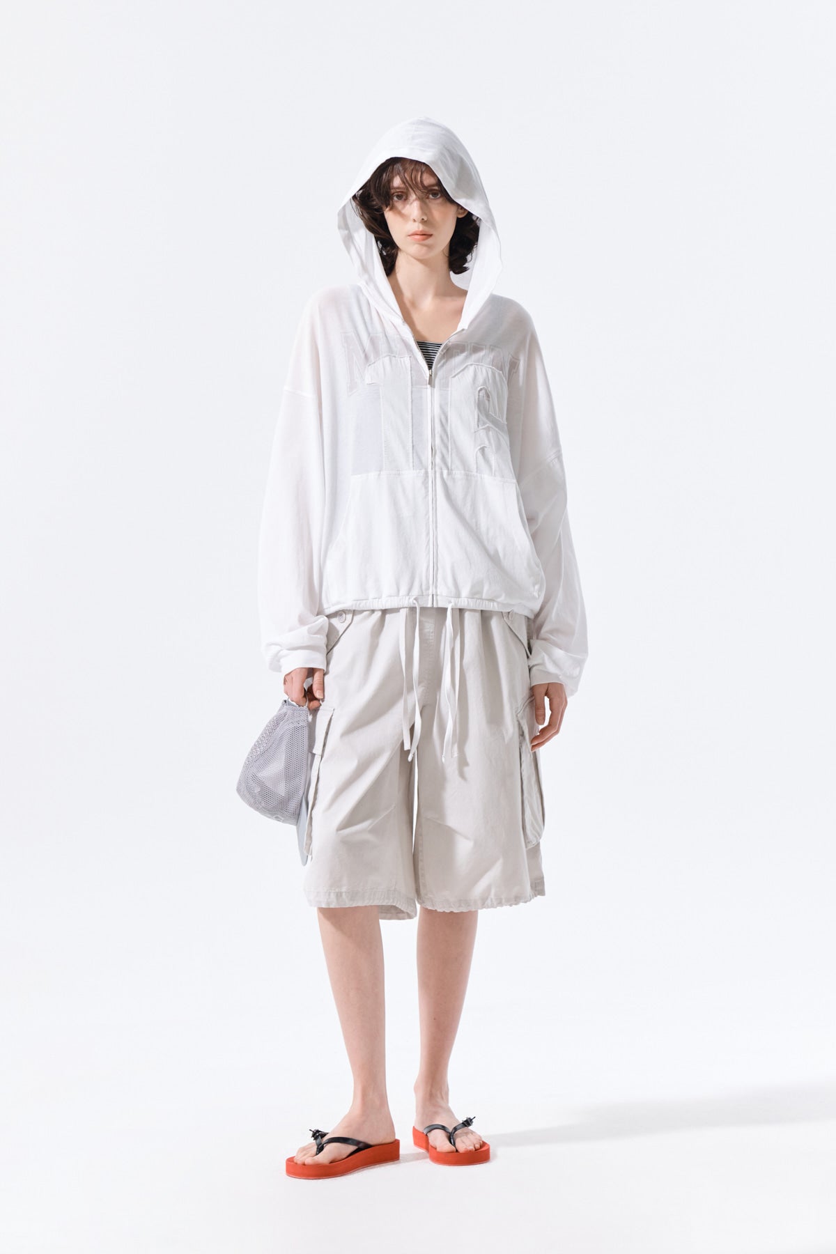 Matin Kim - Matin 16 Applique Logo Hoody Zip Up (White) product image 10 | TRAB K-Fashion Australia