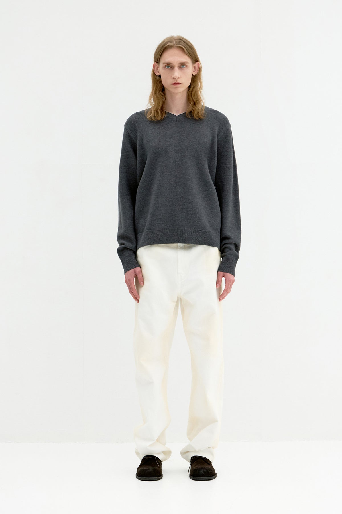 Coor - V-Neck Merino Wool Layered Sweater (Charcoal) product image 2 | TRAB K-Fashion Australia