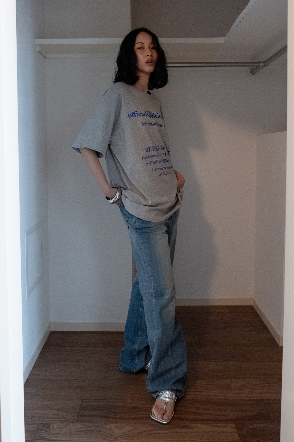 Deinet - Lettering Graphic Oversized T-Shirt (Melange Grey) product image 5 | TRAB K-Fashion Australia