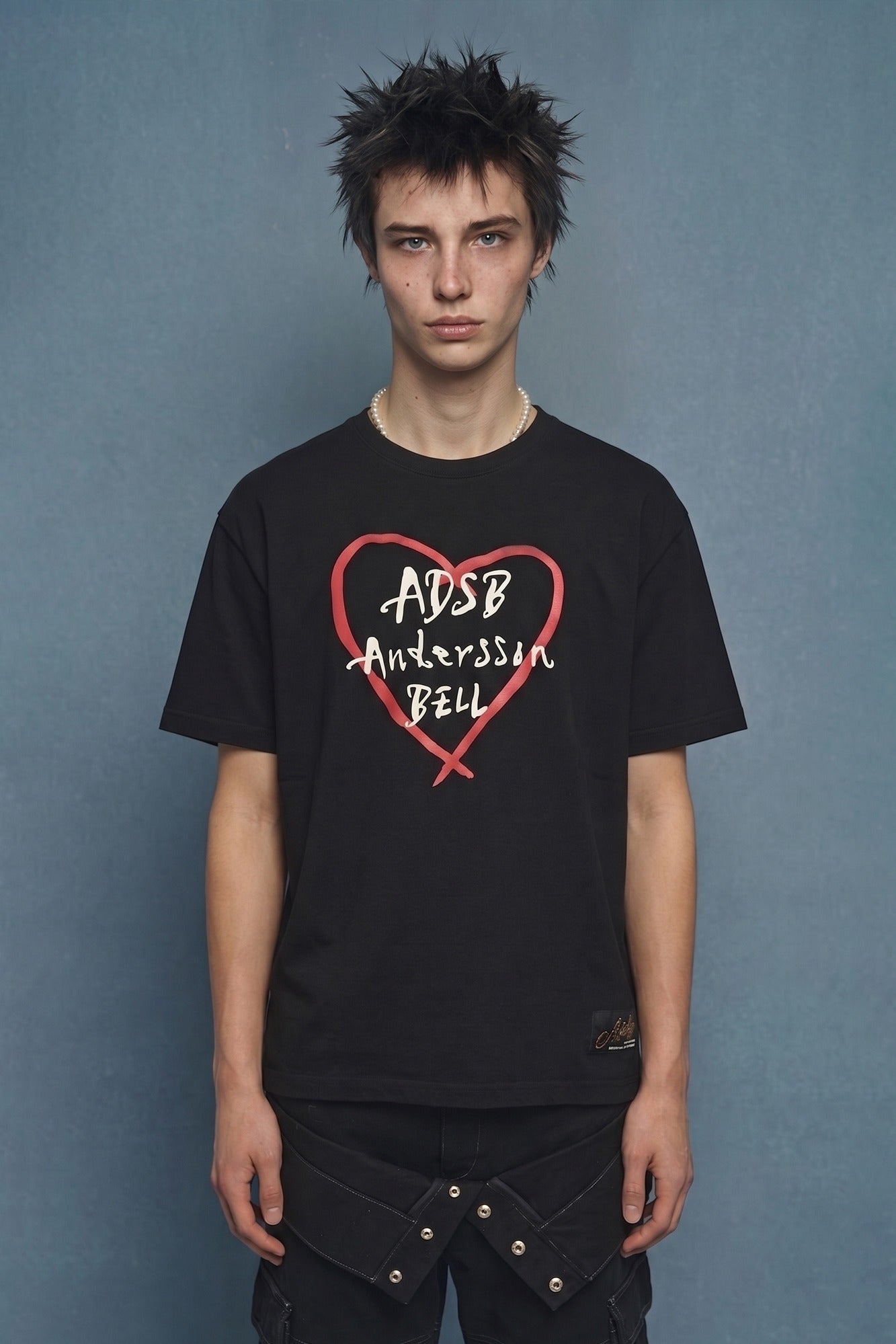 Andersson Bell - Unisex Heart Kelly Logo T-Shirt (Black/Red) product image 1 | TRAB K-Fashion Australia