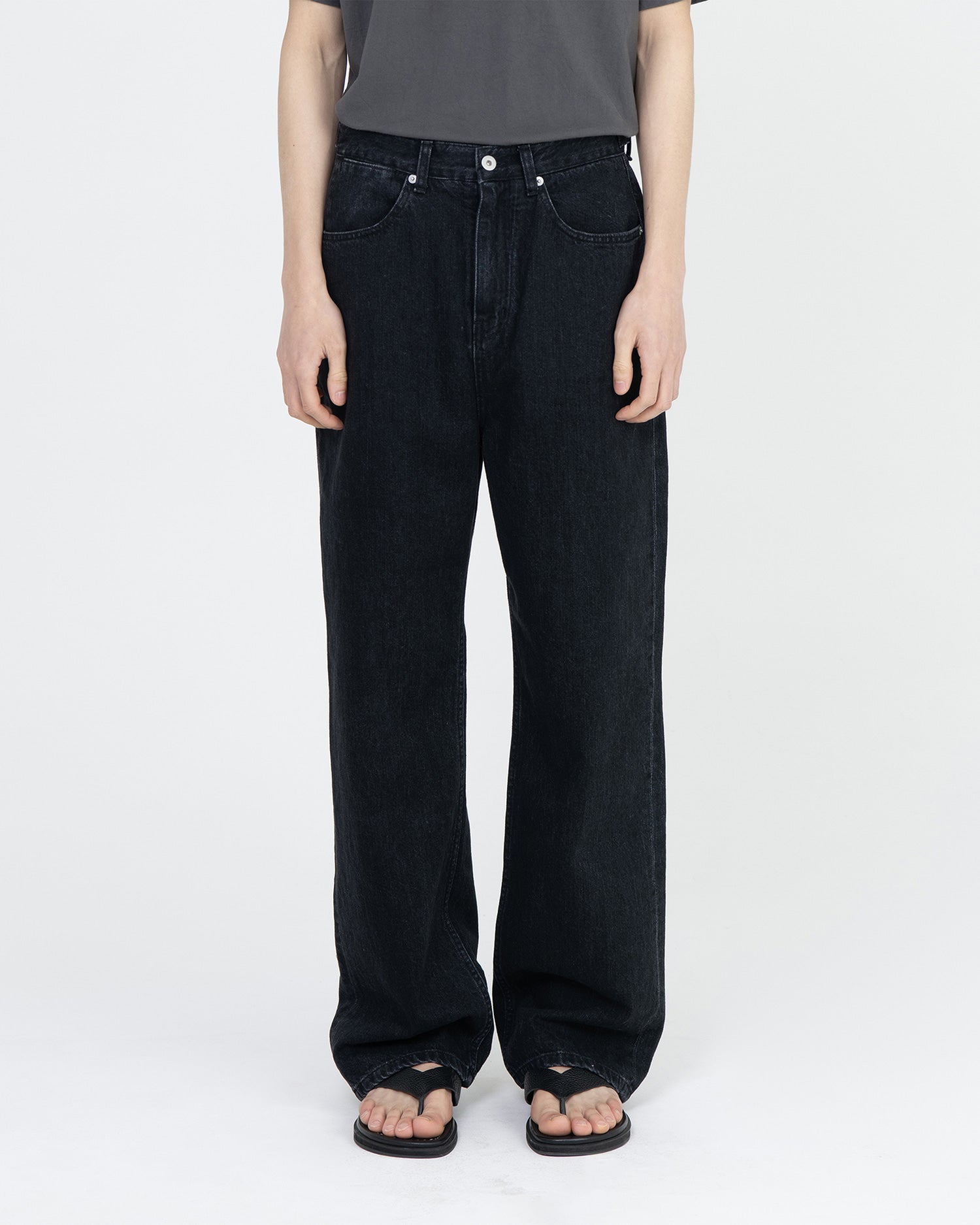 Brownyard - Straight Denim (Washed Black) product image 1 | TRAB K-Fashion Australia