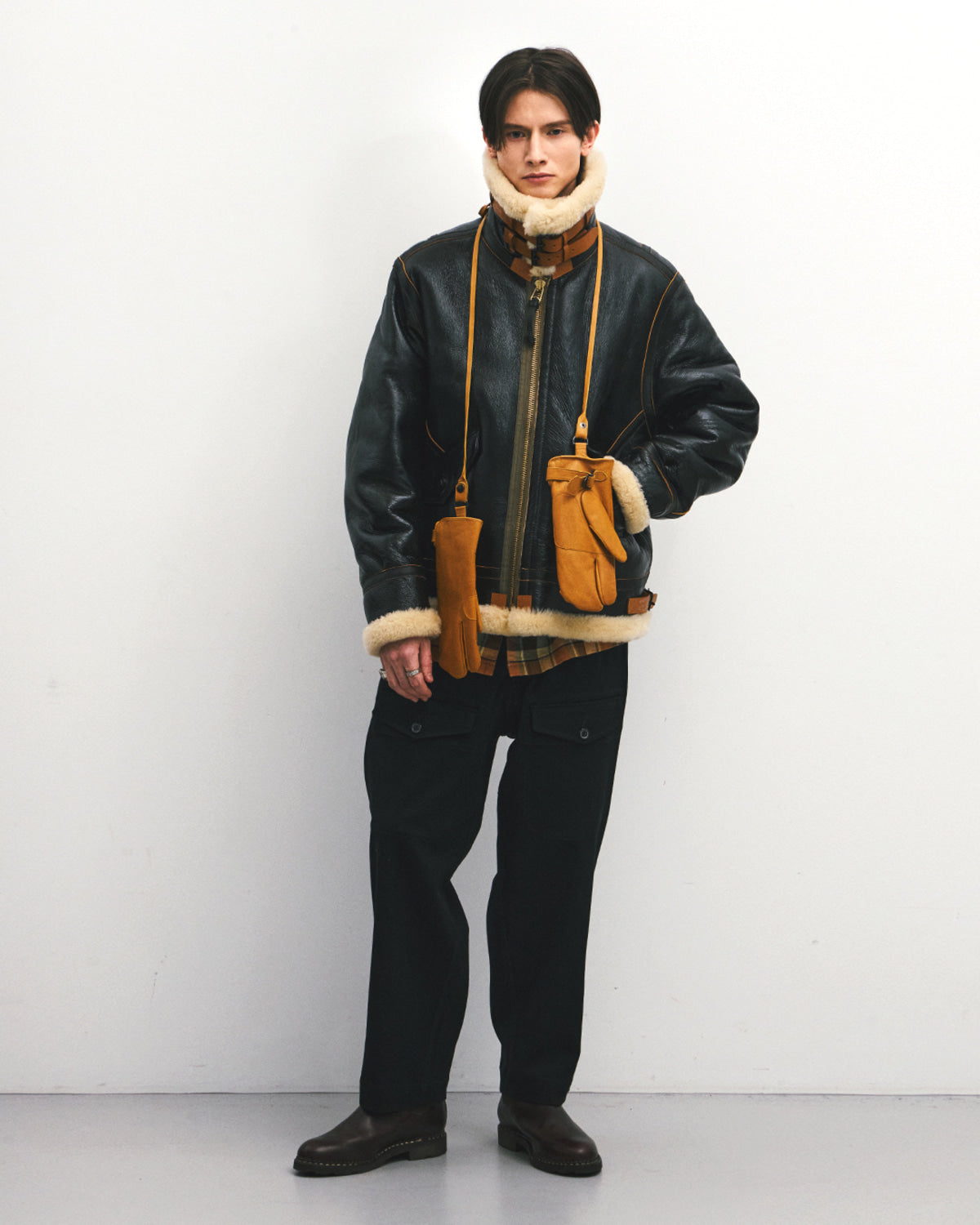 Eastlogue - Rifle Leather Glove (Tan) product image 1 | TRAB K-Fashion Australia