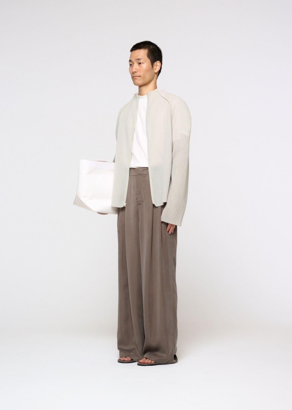 Amomento - [Pre-Order] Pleats Zip Up Jumper (Beige) product image 3 | TRAB K-Fashion Australia
