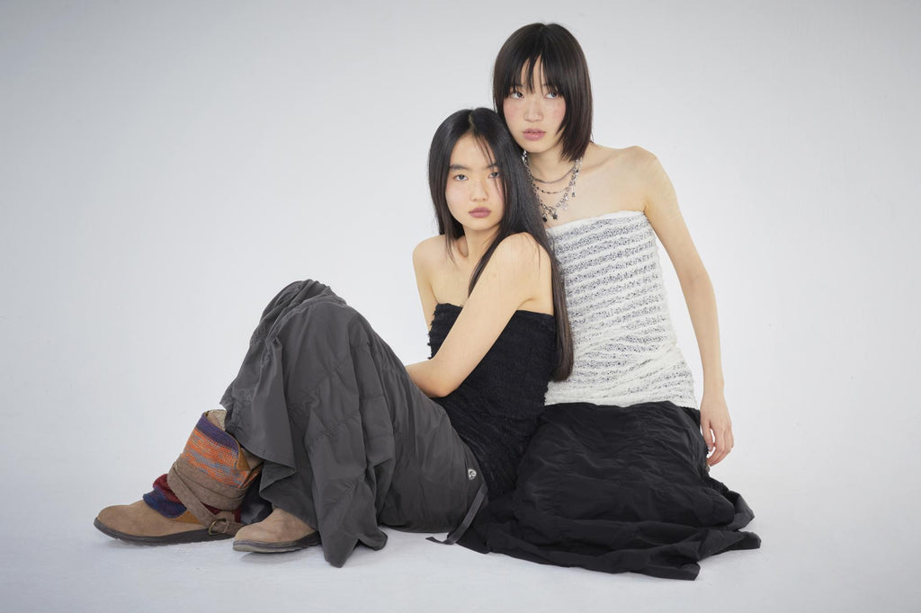Coyseio - Wave Stitch Tube Top (Black) product image 8 | TRAB K-Fashion Australia