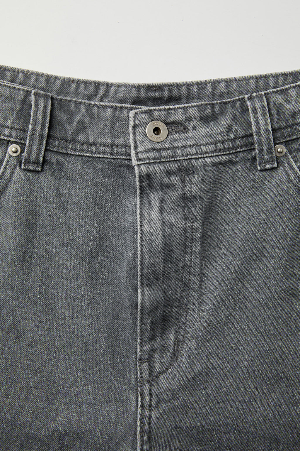 Coor - Washed Cutoff Denim Shorts (Washed Gray) product image 5 | TRAB K-Fashion Australia