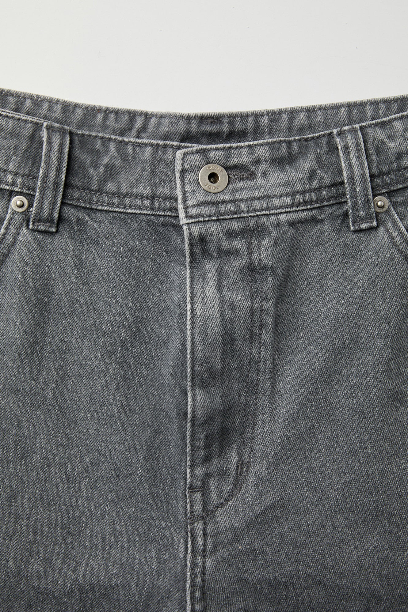 Coor - Washed Cutoff Denim Shorts (Washed Gray) product image 5 | TRAB K-Fashion Australia