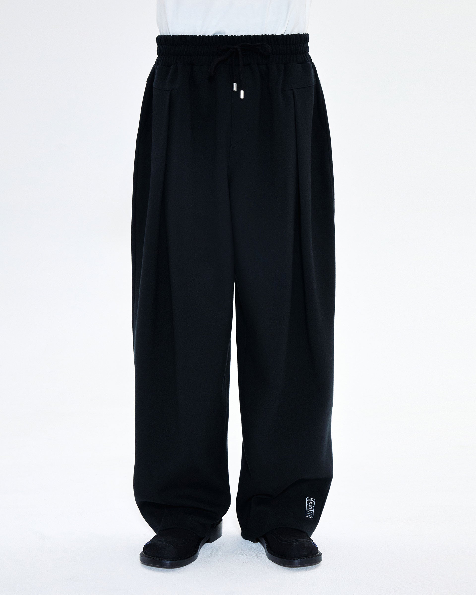 Ader Error - Twinny logo sweatpants (Noir) product image 2 | TRAB K-Fashion Australia