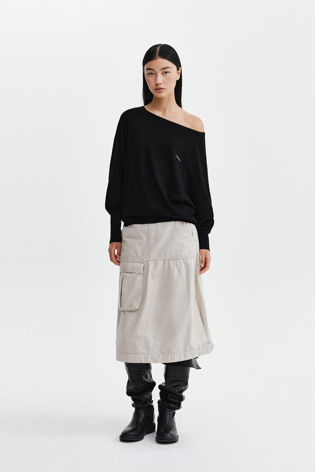 Matin Kim - Betwing Fit Boat Neck Knit Pullover (Black) product image 11 | TRAB K-Fashion Australia