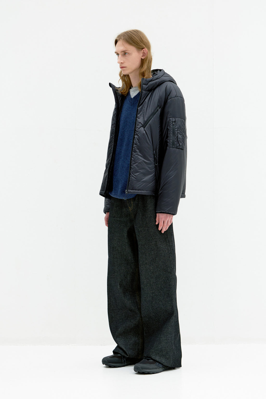 Coor - Light Weight Shell Padded Hoodie Jumper (Black) product image 3 | TRAB K-Fashion Australia