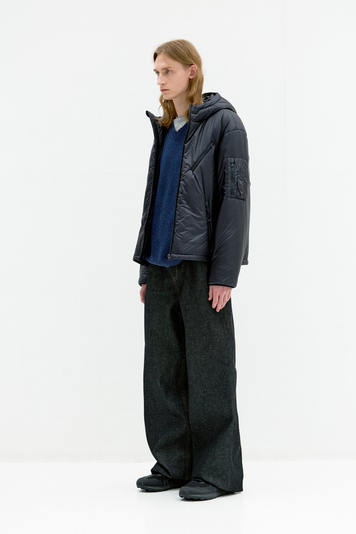 Coor - Light Weight Shell Padded Hoodie Jumper (Black) product image 3 | TRAB K-Fashion Australia