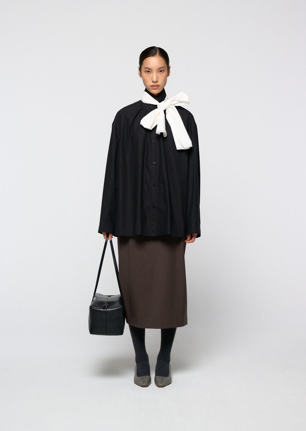 Amomento - Large cubo bag (Black) product image 2 | TRAB K-Fashion Australia