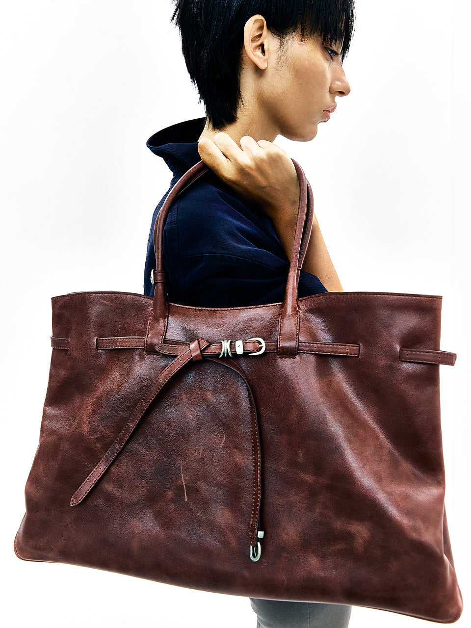 Marge Sherwood - Grandma Used Bag Xl (Wine Pull-Up) product image 2 | TRAB K-Fashion Australia