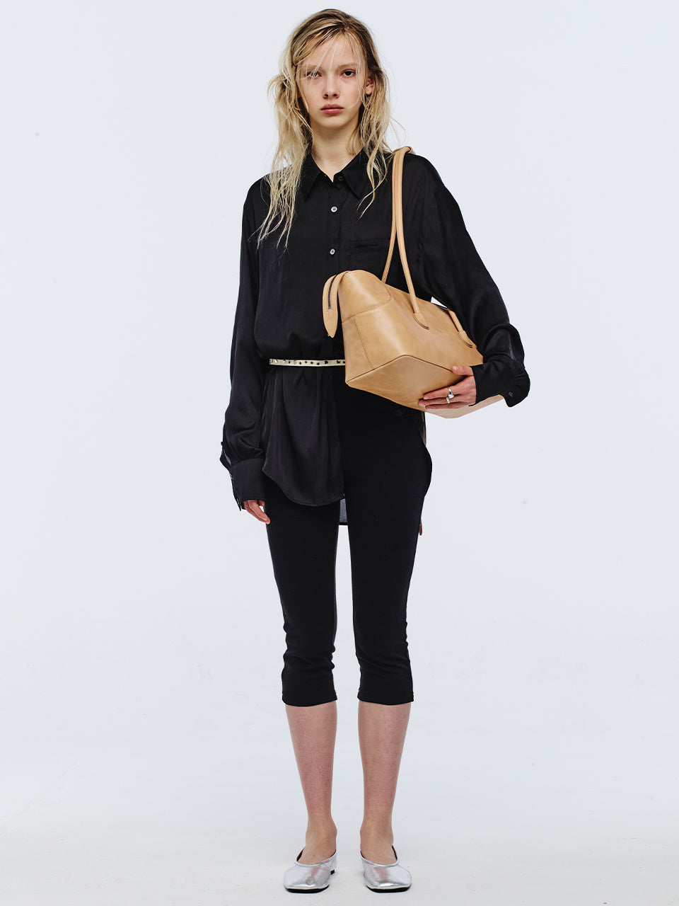 Marge Sherwood - Boat Shopper Large (French Beige Pull-Up) product image 3 | TRAB K-Fashion Australia