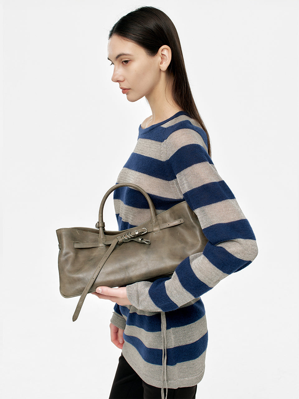 Marge Sherwood - Grandma Used Bag (Etoffe Pull-Up) product image 2 | TRAB K-Fashion Australia