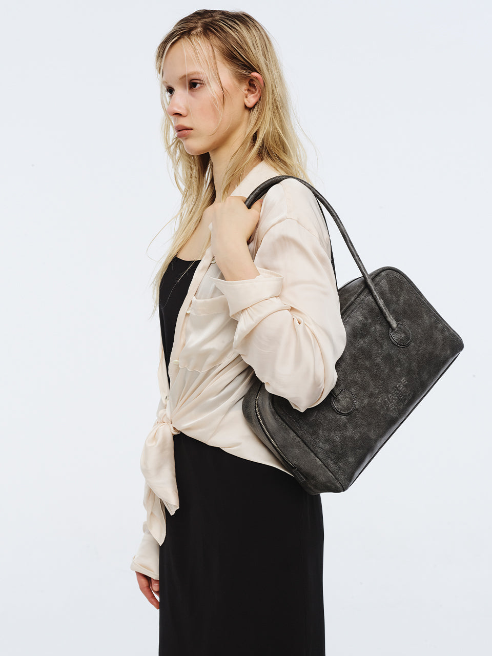 Marge Sherwood - Soft Boston (White+Grey Two-Tone Cracked) product image 2 | TRAB K-Fashion Australia