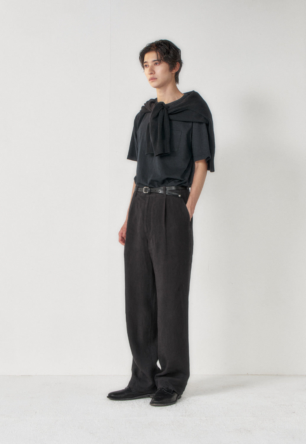 Art if acts - Linen One Tuck Pants (Black) product image 2 | TRAB K-Fashion Australia