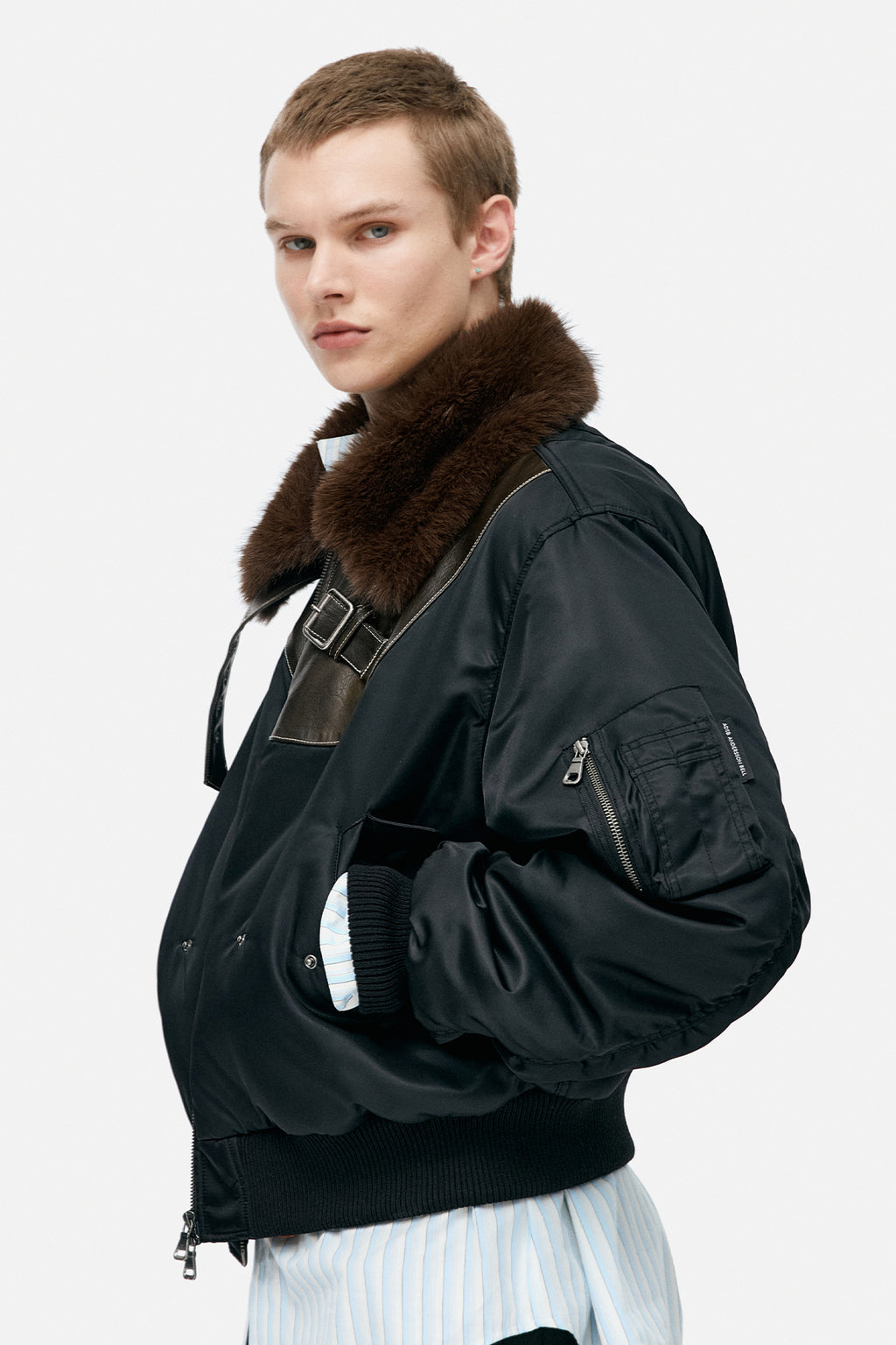 Andersson Bell - Fur Collar Leather Patch Ma-1 Bomber (Black) product image 7 | TRAB K-Fashion Australia