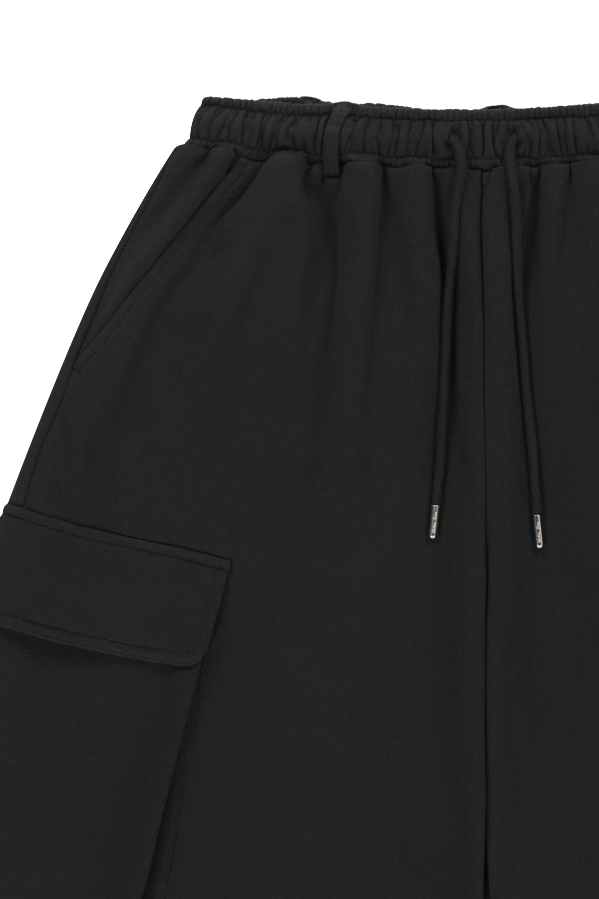 Matin Kim - Terry Utility Pocket Bermuda Pants (Black) product image 3 | TRAB K-Fashion Australia