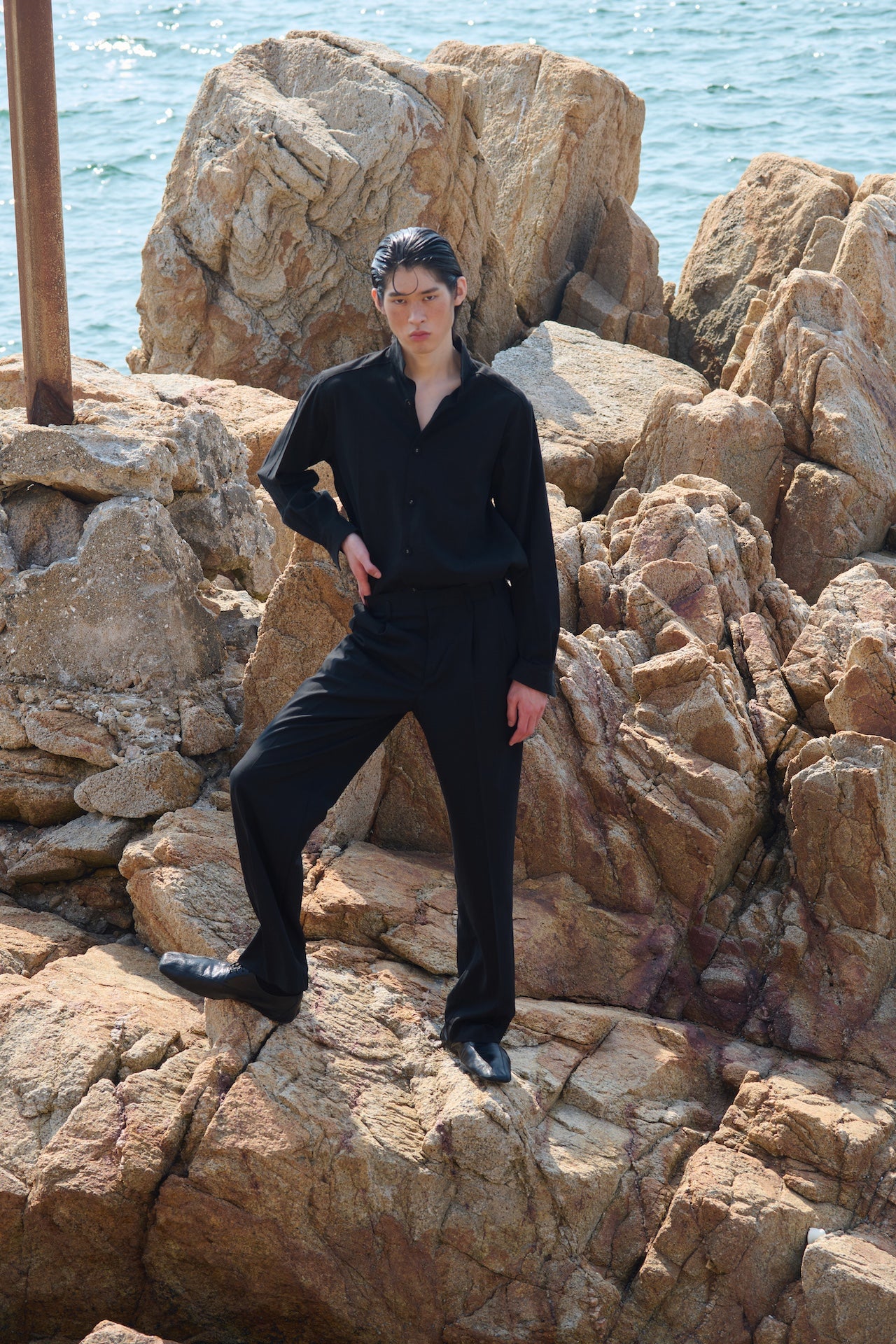 STU - Stand Collar Crease Shirt (Black) product image 4 | TRAB K-Fashion Australia