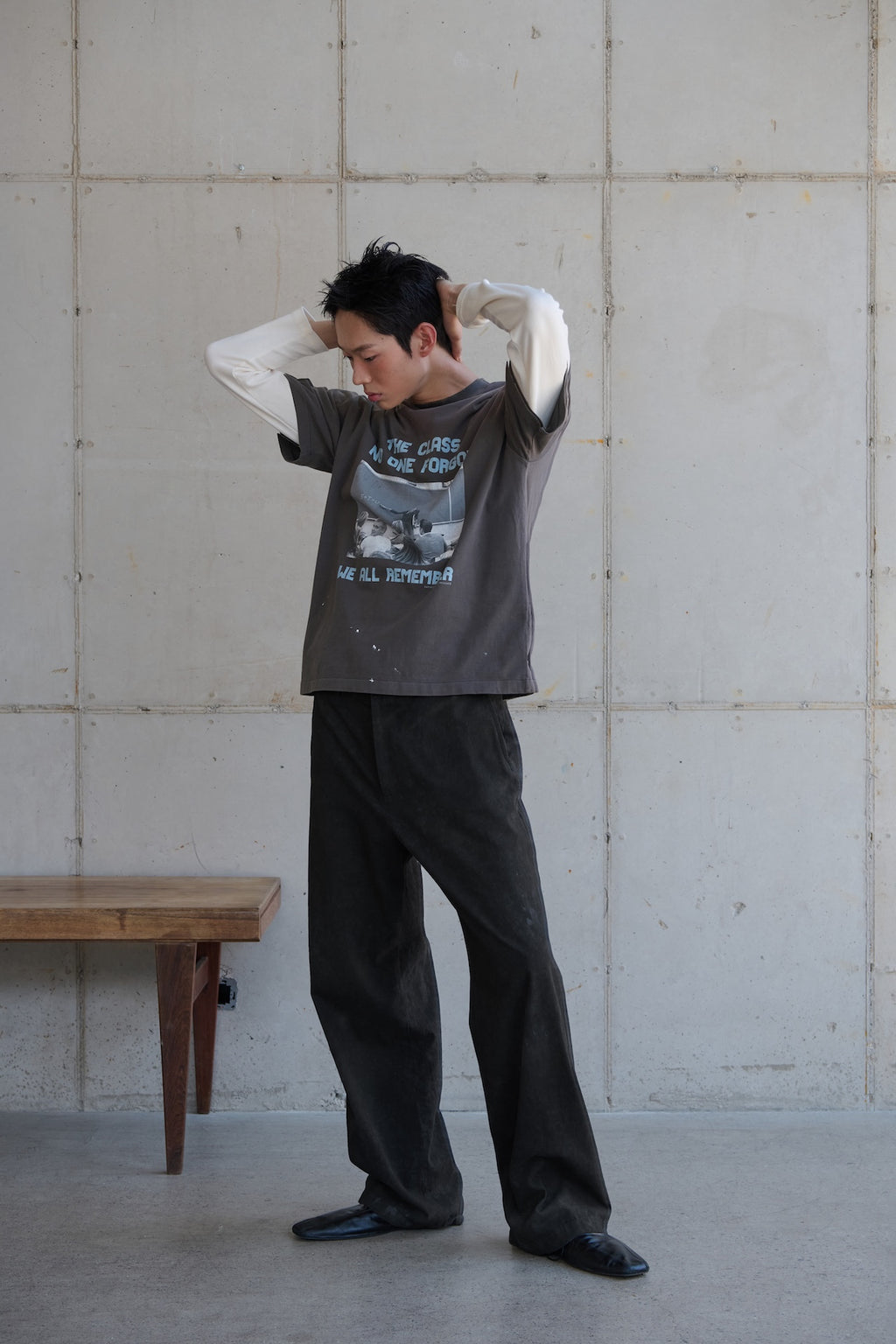 STU - The Class T-shirt (Charcoal) product image 2 | TRAB K-Fashion Australia