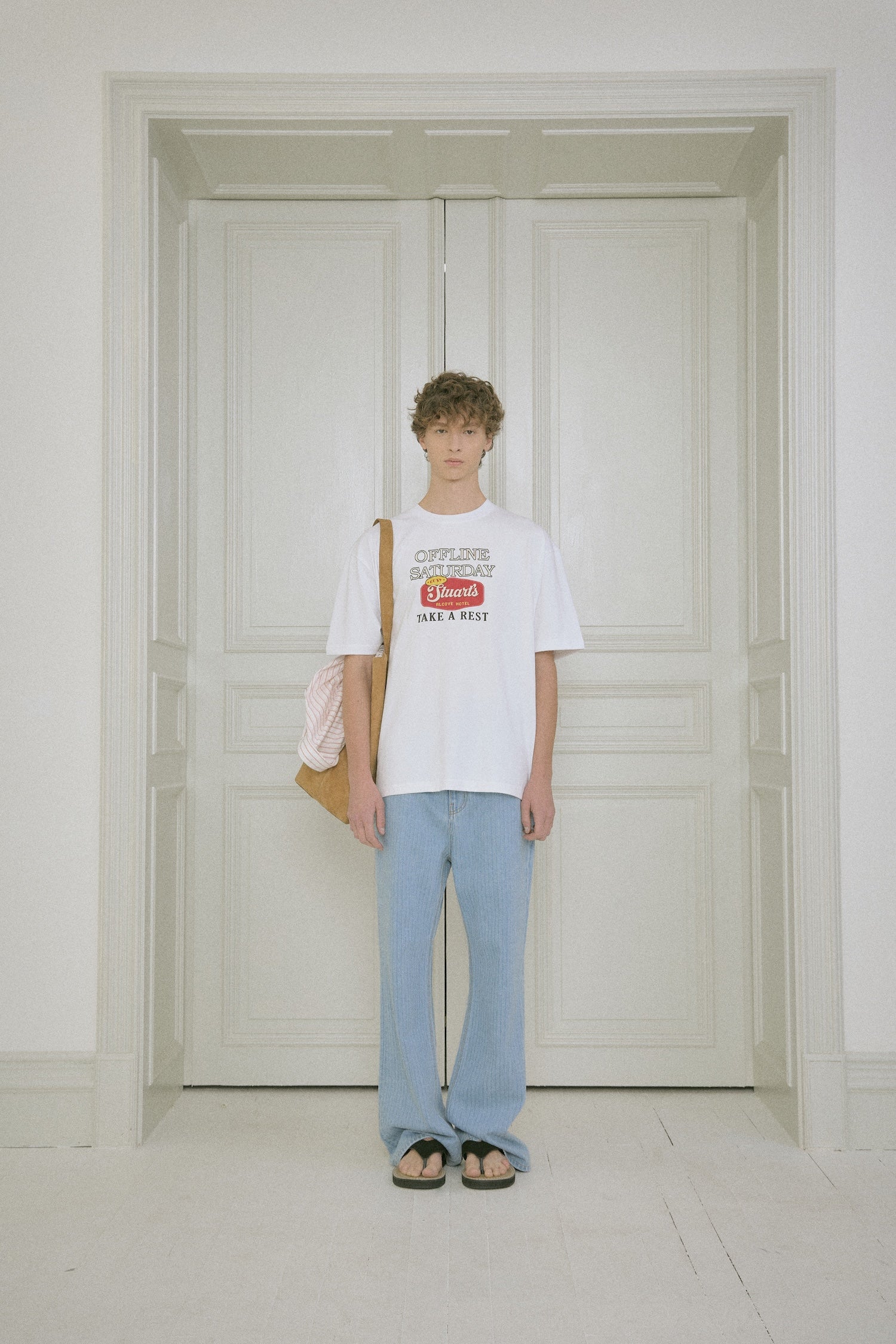 STU - Sign Printing T-Shirt (White) product image 1 | TRAB K-Fashion Australia