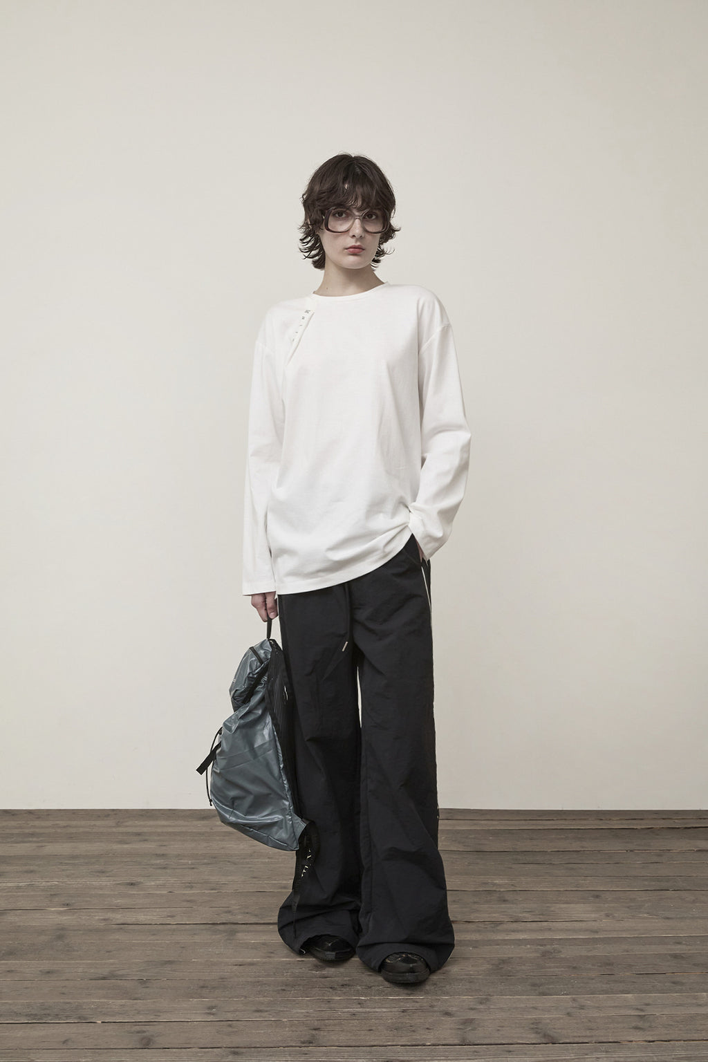 Matin Kim - Side Logo Wide Track Pants (Black) product image 9 | TRAB K-Fashion Australia