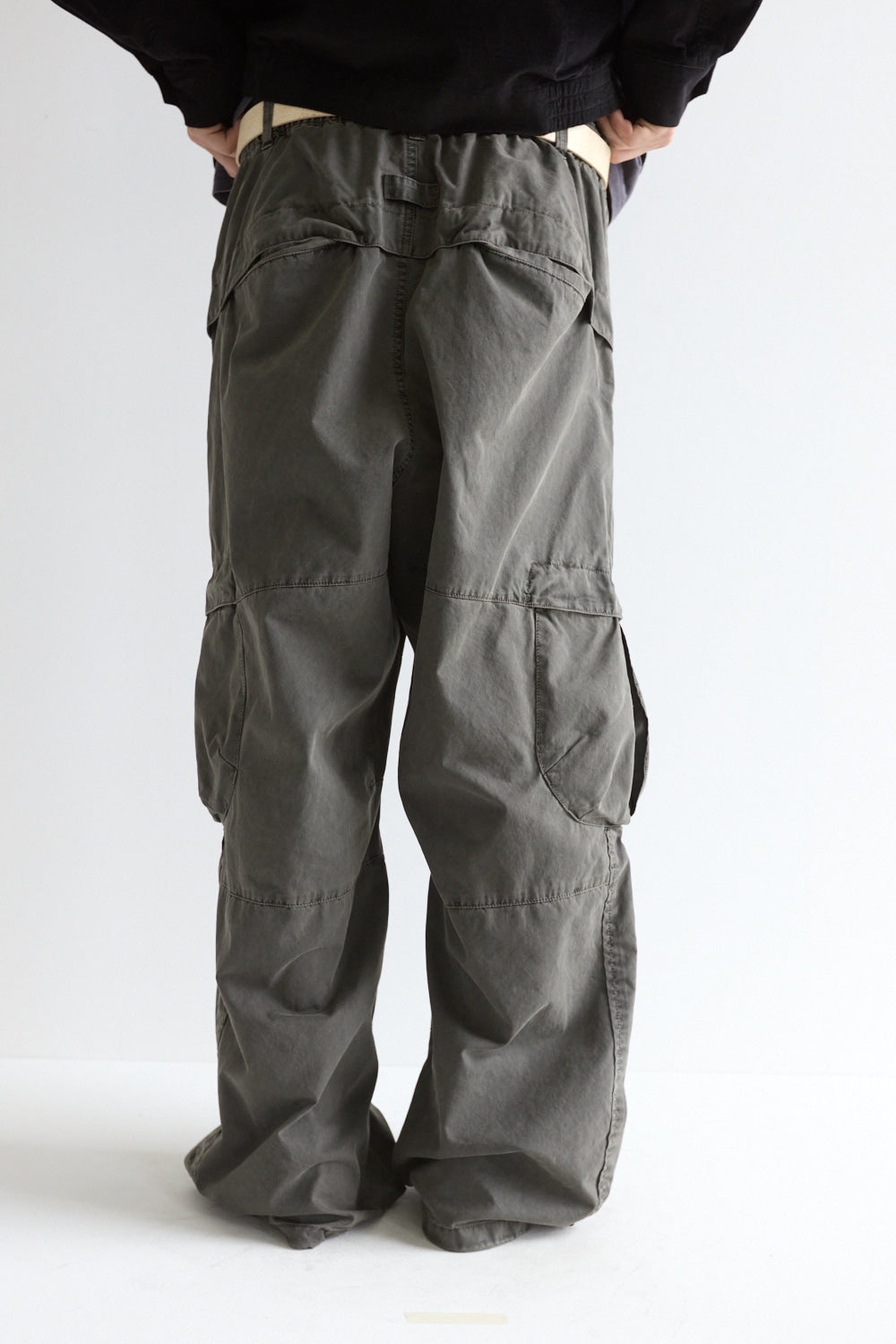 Hatchingroom - Board Pants V2 (Dark Olive) product image 8 | TRAB K-Fashion Australia
