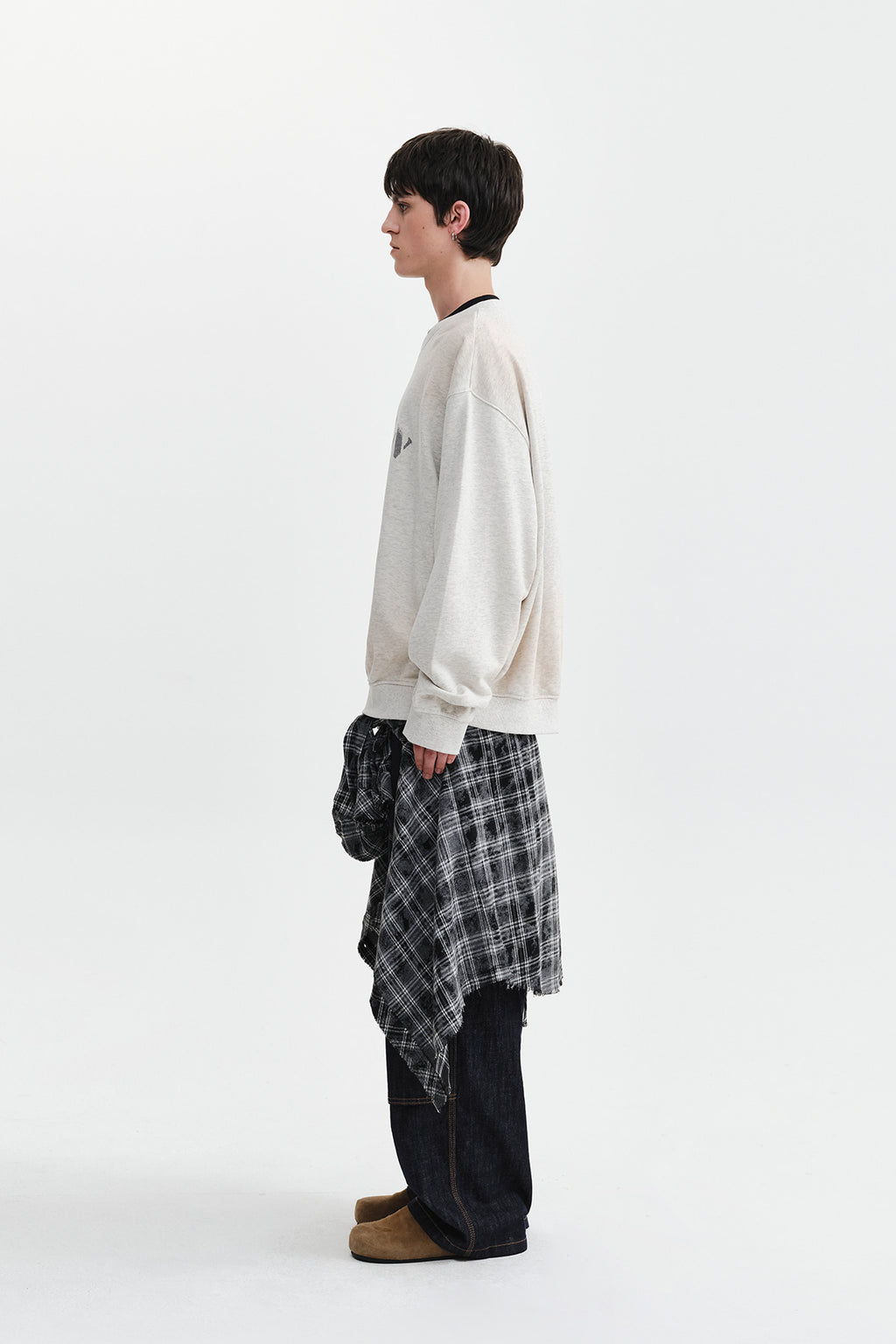 Matin Kim - Vintage Spray Logo Sweatshirt (Light Beige) product image 7 | TRAB K-Fashion Australia