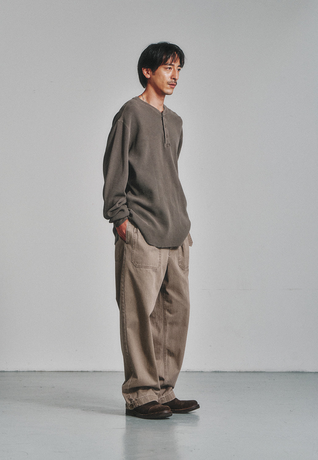 Art if acts - Garment Dyed Waffle Henley (Mud Brown) product image 2 | TRAB K-Fashion Australia