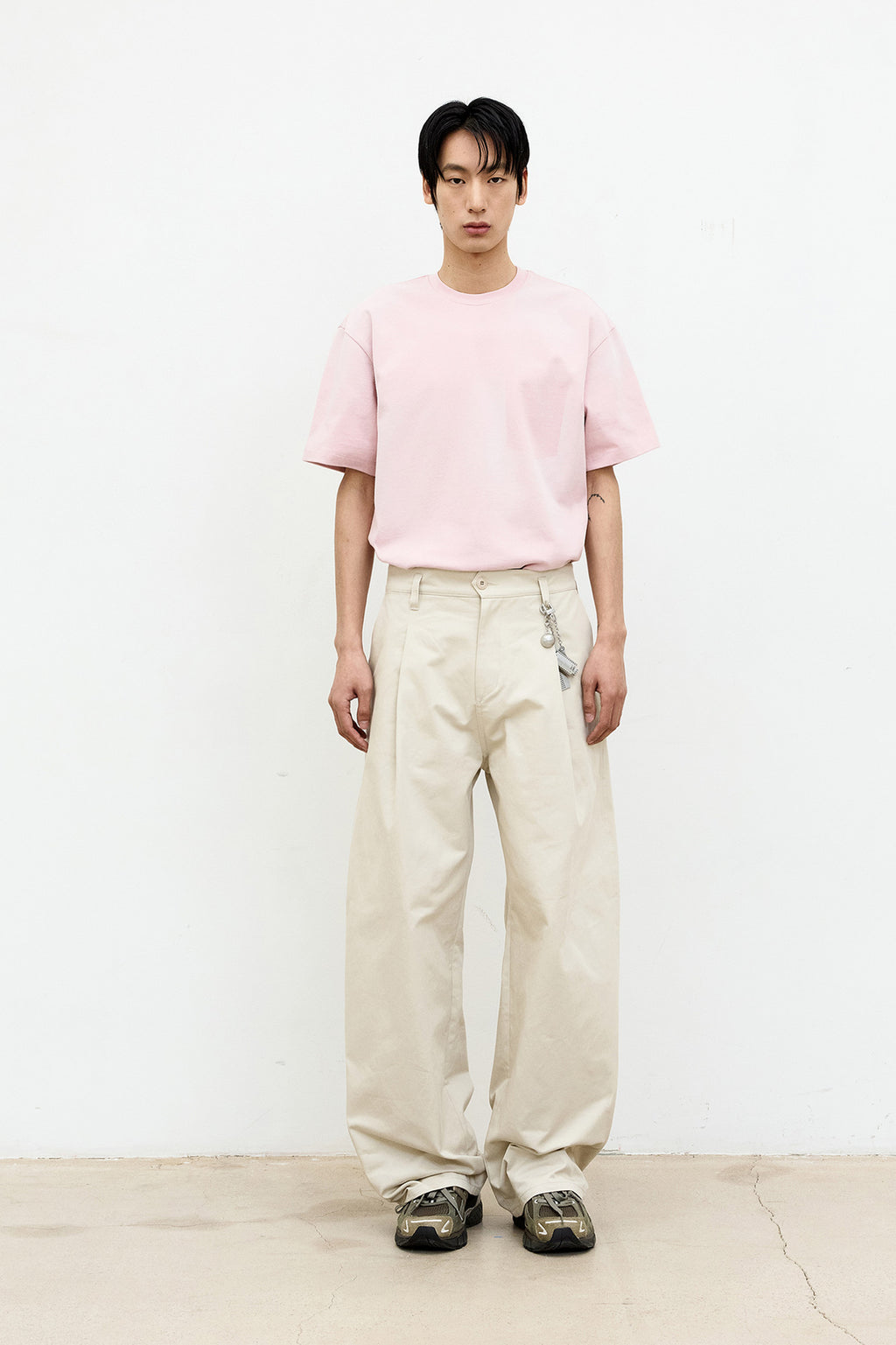 Coor - Spray Washed Pocket Point T-Shirt (Pink) product image 2 | TRAB K-Fashion Australia