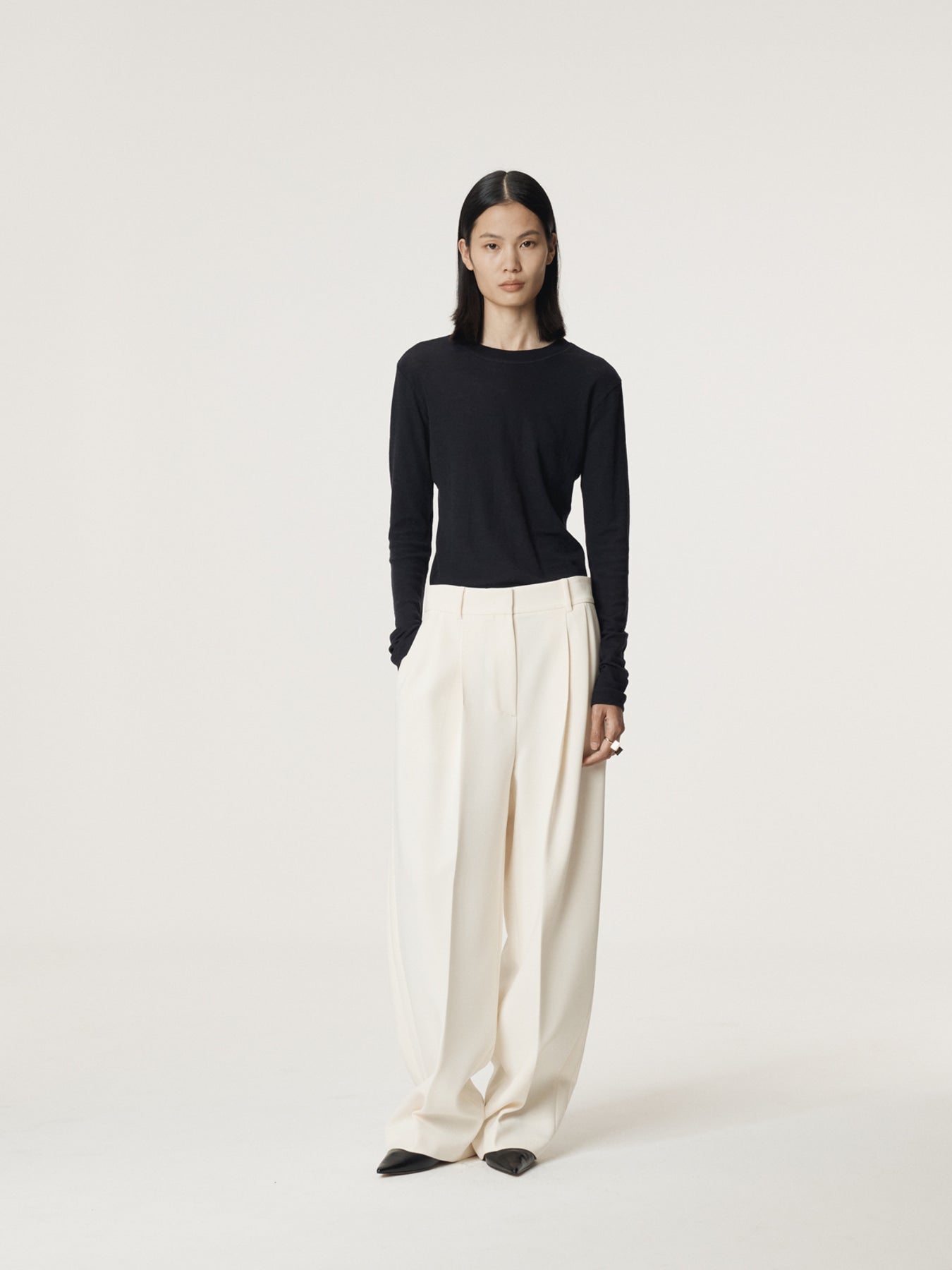 Recto - Double Pleated Wide Pants (Cream) product image 2 | TRAB K-Fashion Australia