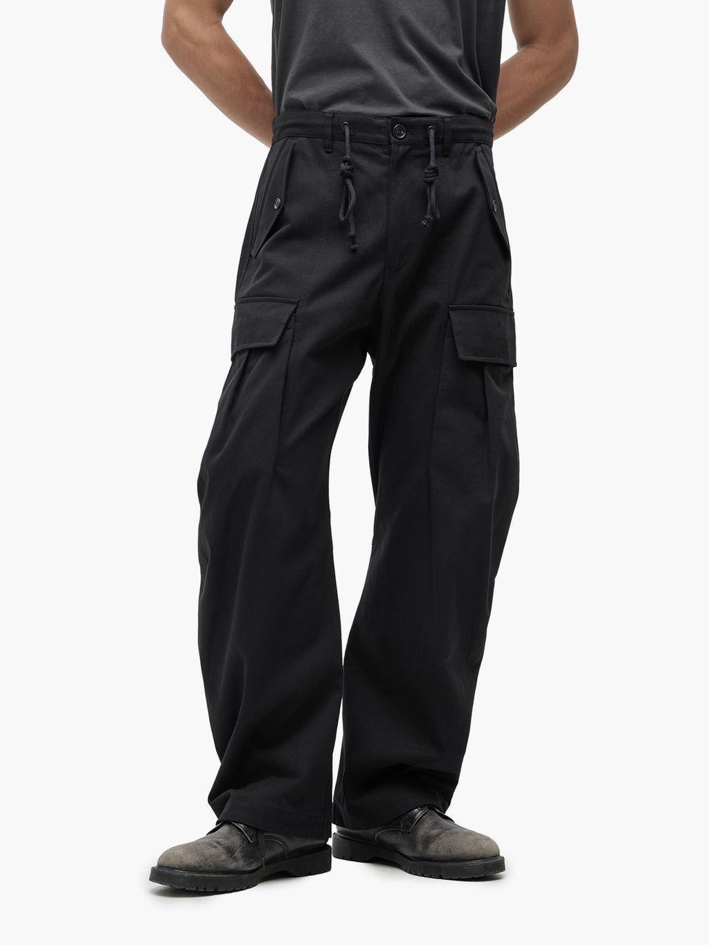 Jiyong Kim - Multi Pocket Curved Trousers (Black) product image 3 | TRAB K-Fashion Australia