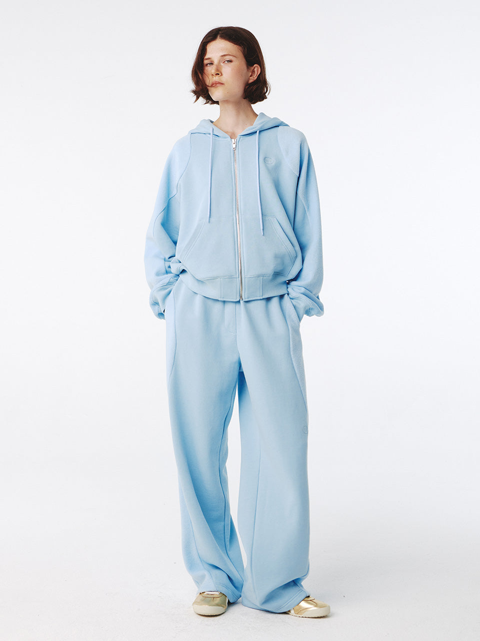 Kijun - Flow Sweatpants (Sky Blue) product image 4 | TRAB K-Fashion Australia