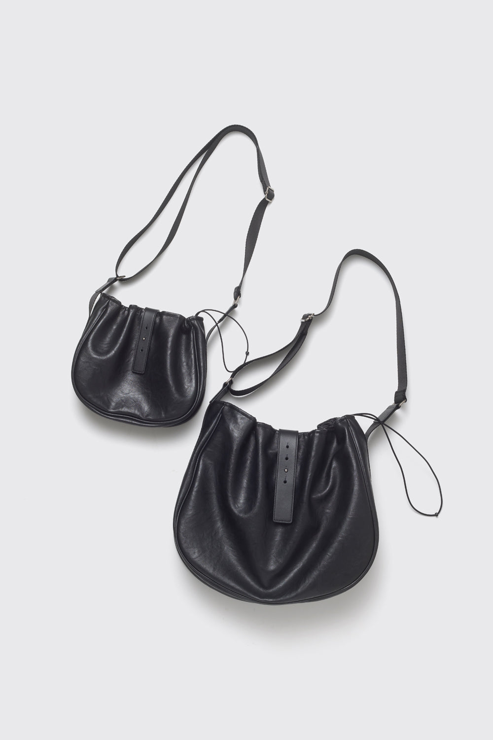 Hatchingroom - Wavy Bag Faux Leather (Black) product image 9 | TRAB K-Fashion Australia