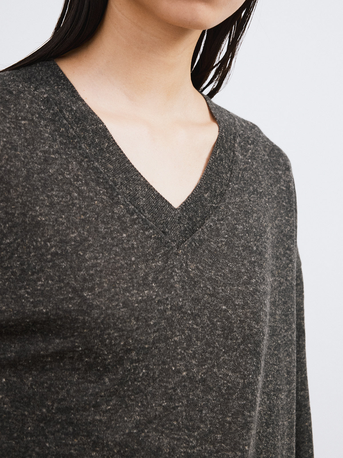 Recto - Melange V-Neck Loose Knit Top (Charcoal Grey) product image 5 | TRAB K-Fashion Australia