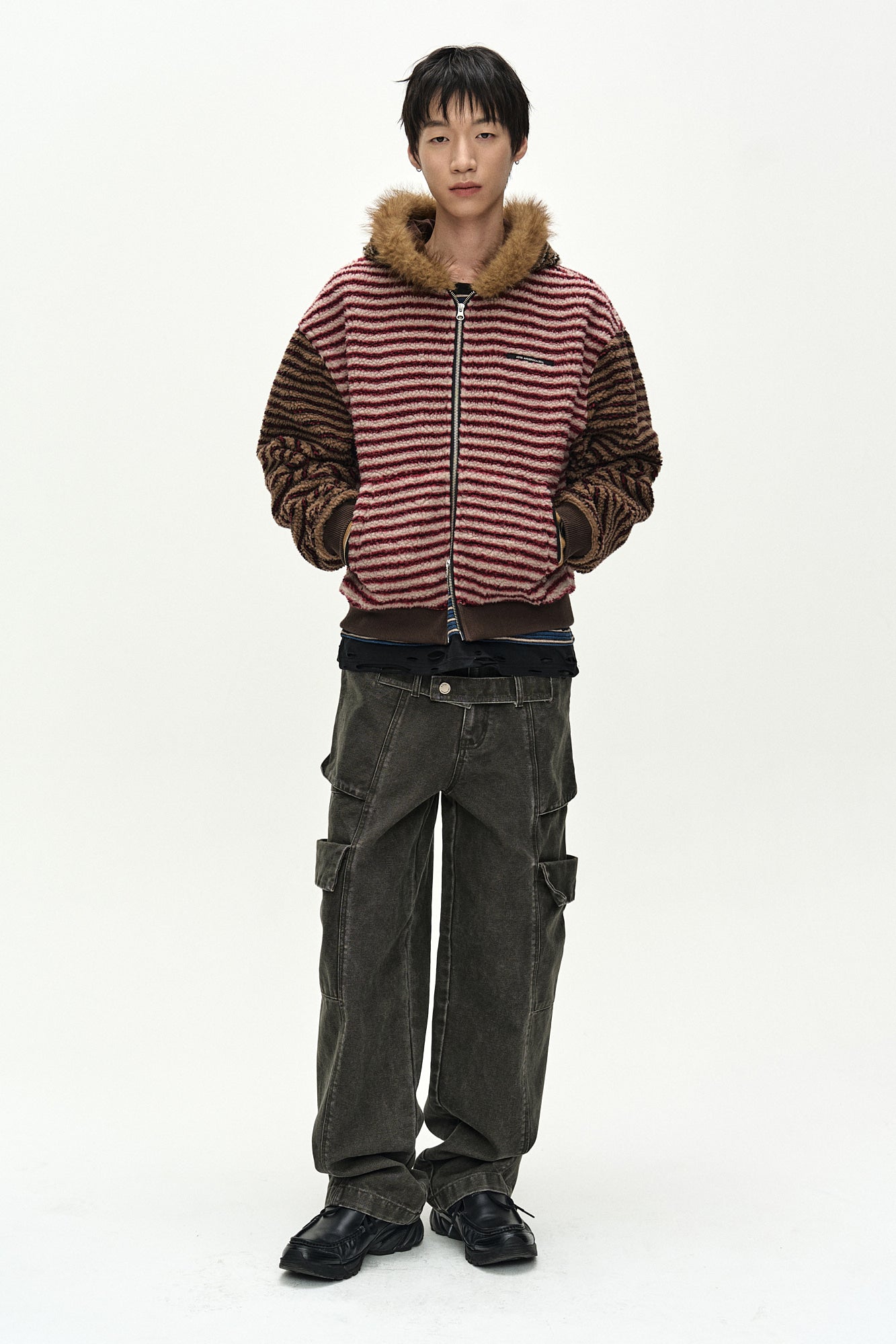 Andersson Bell - Belt Layered Cargo Wide-Leg Jeans (khaki) (Khaki) product image 2 | TRAB K-Fashion Australia