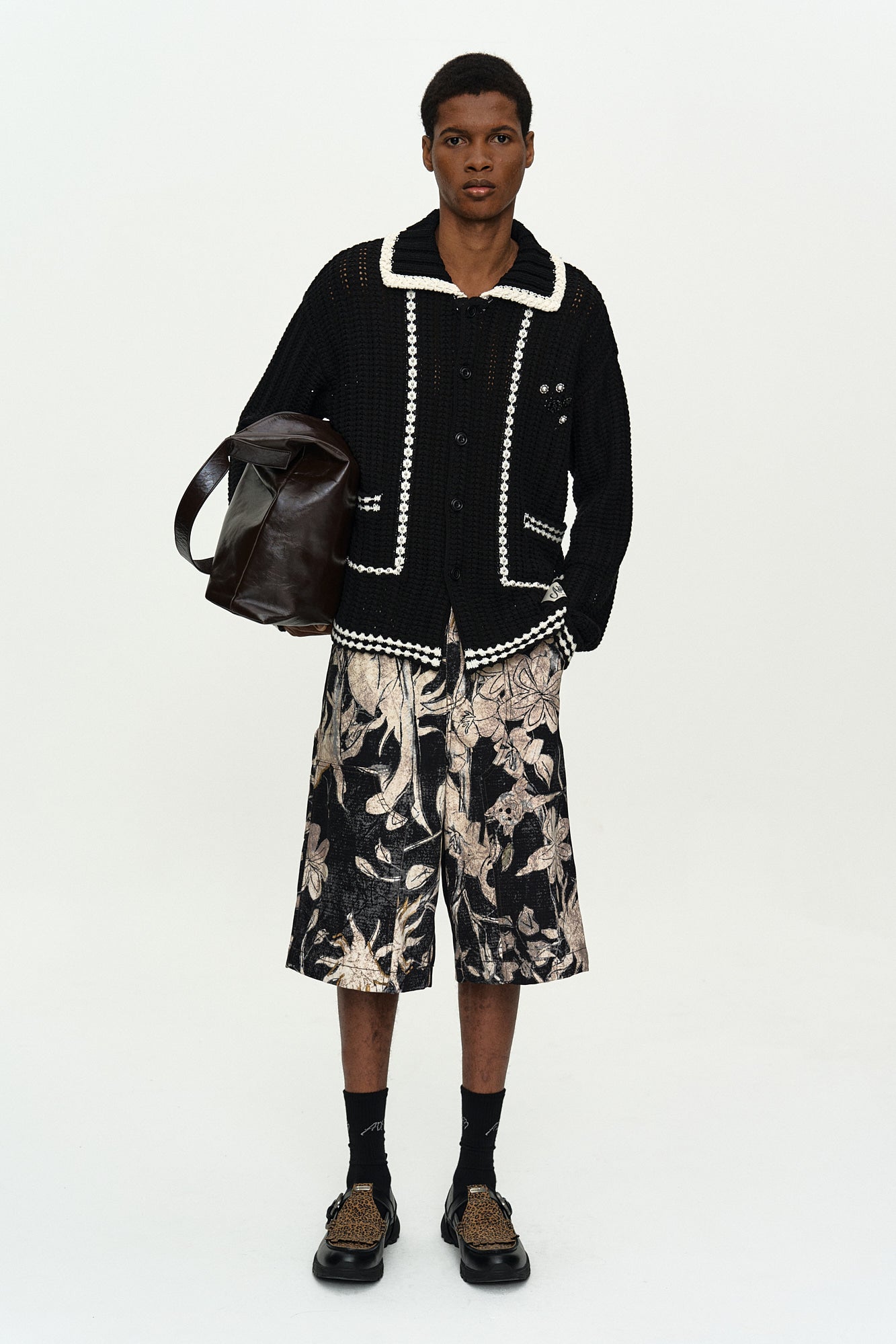 Andersson Bell - Flower Printed Carpenter Shorts (Black/Beige) product image 8 | TRAB K-Fashion Australia