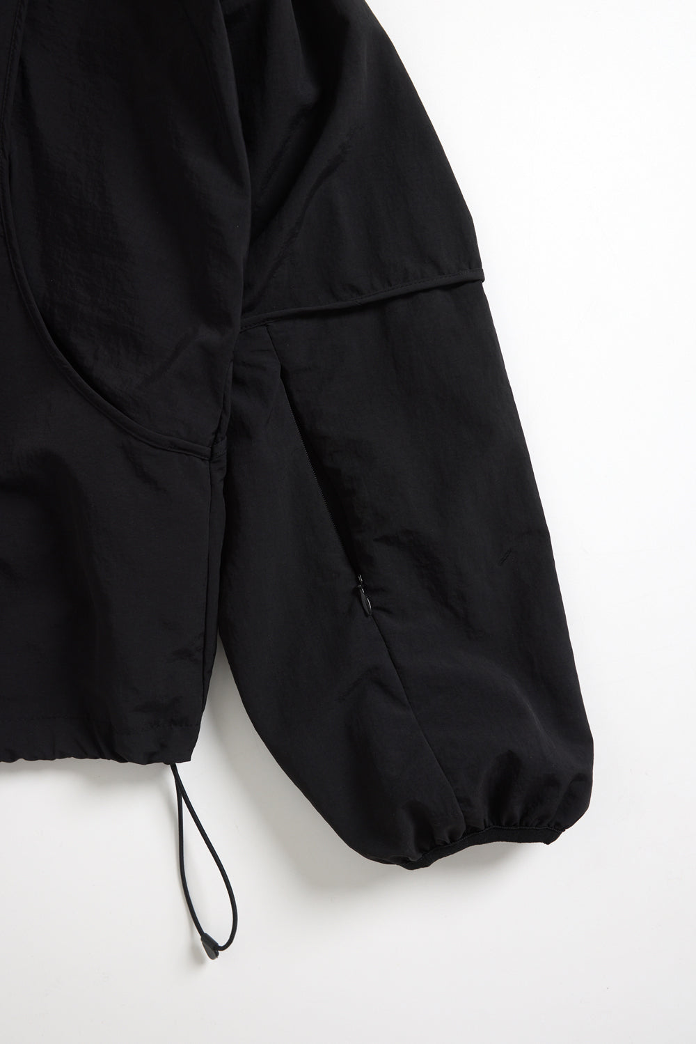 Hatchingroom - Crop Windbreaker (Black) product image 5 | TRAB K-Fashion Australia