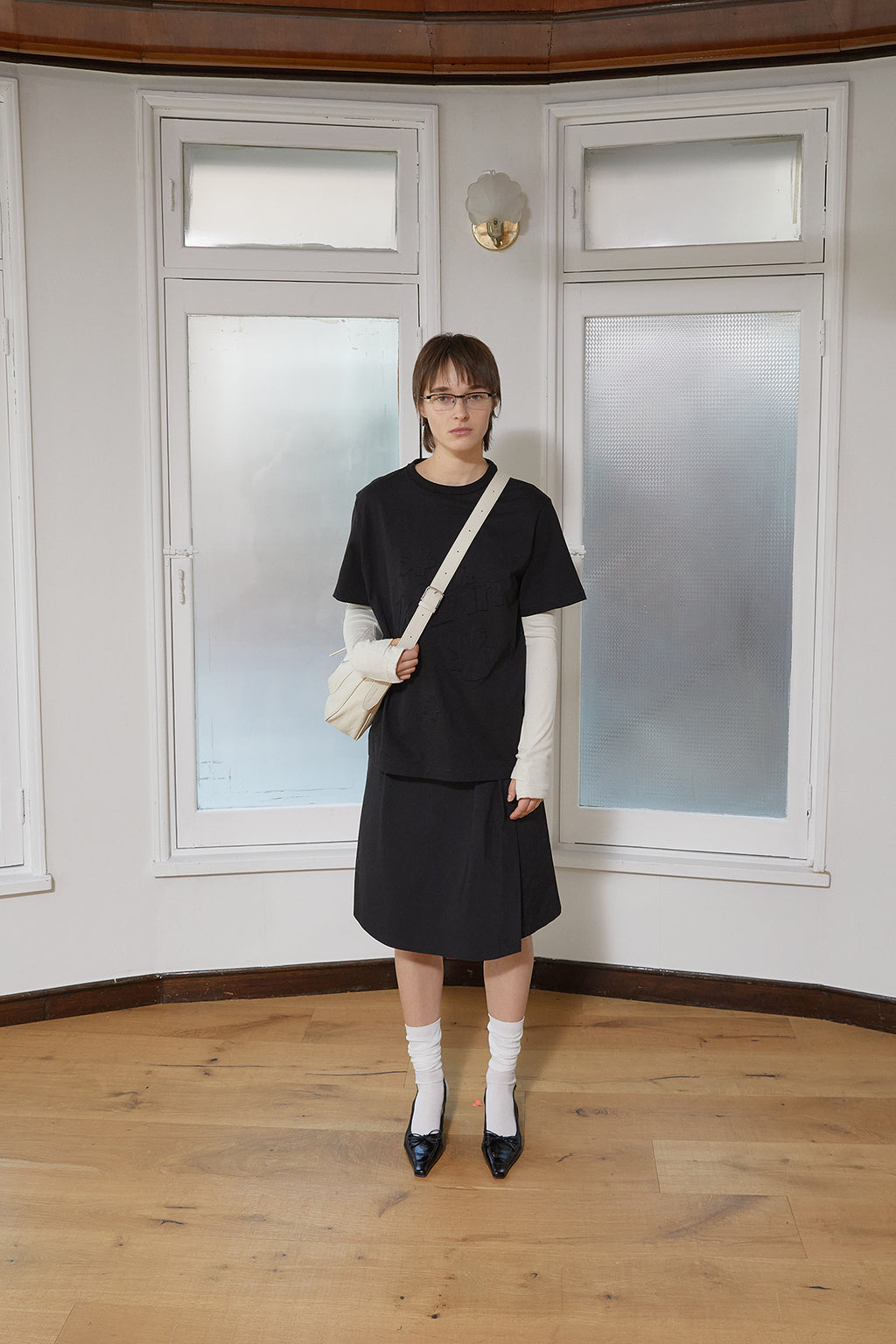 Matin Kim - Flower Applique Logo Top (Black) product image 9 | TRAB K-Fashion Australia