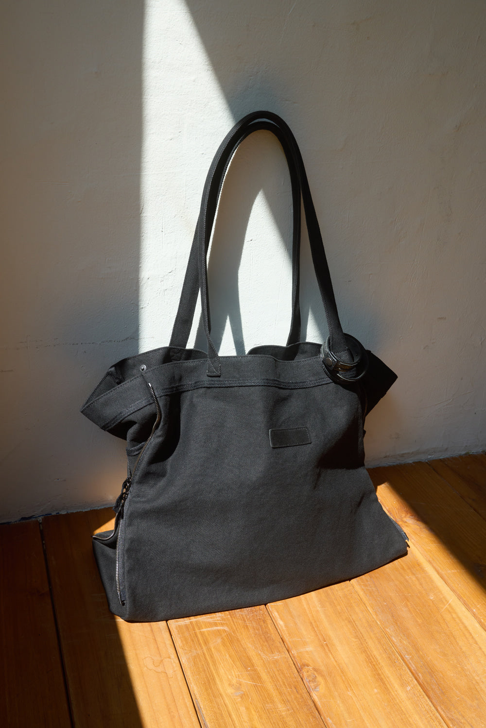 Hatchingroom - Big Tote (Black) product image 13 | TRAB K-Fashion Australia