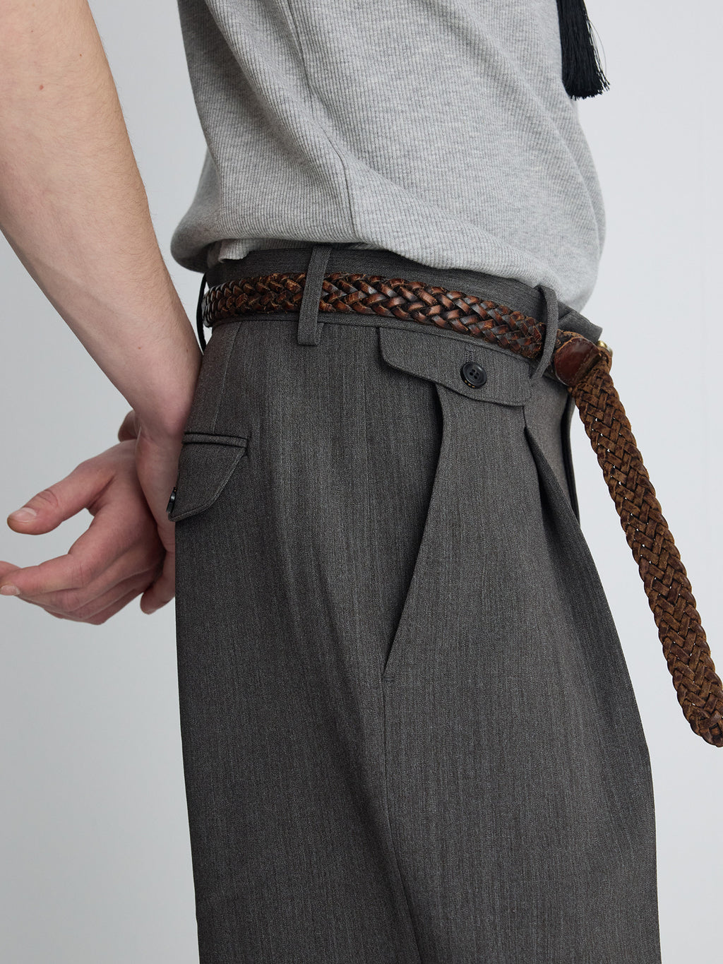 Tonywack - Raw-Cut Wool Pleated Tailored Shorts (Melange Grey) product image 9 | TRAB K-Fashion Australia