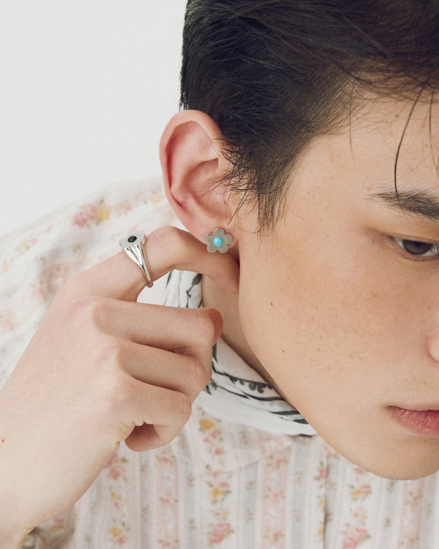 Numbering - Flower Earrings #8272 product image 1 | TRAB K-Fashion Australia