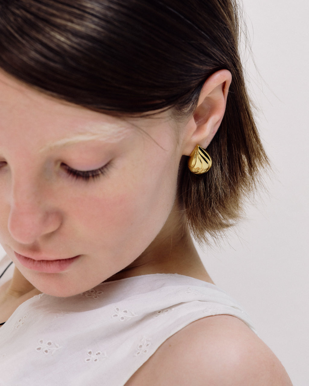 Numbering - Wavy Teardrop Stud Earrings #5135 product image 1 | TRAB K-Fashion Australia