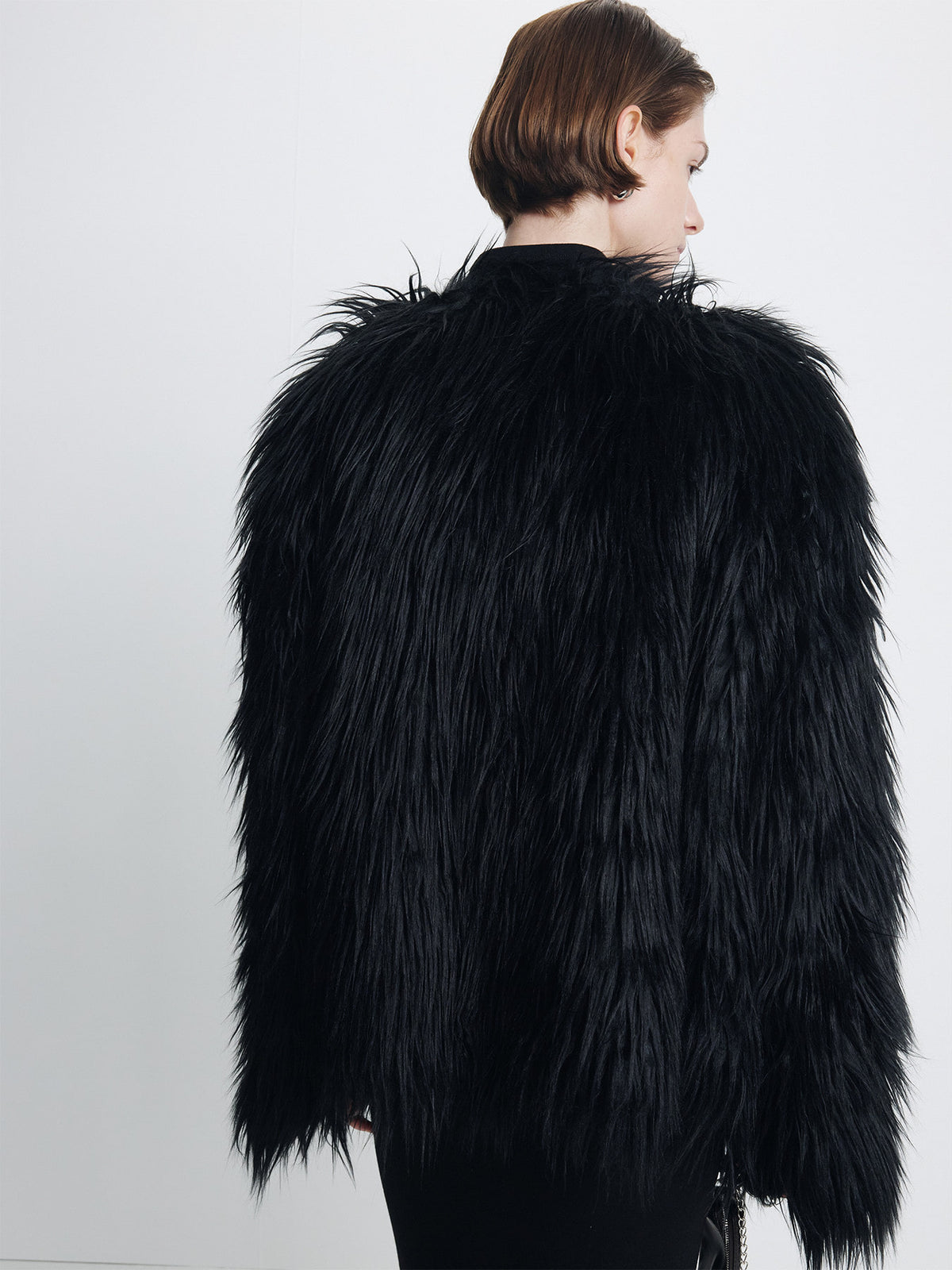 Tonywack - Long Hair Faux Fur Jacket (Black) product image 5 | TRAB K-Fashion Australia