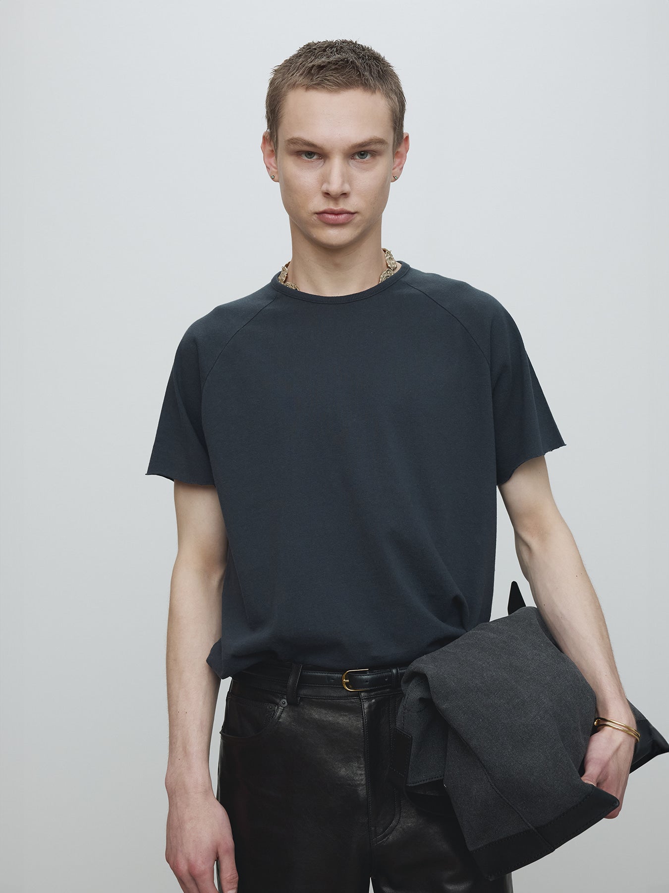 Tonywack - Raw Edge Washed T-Shirt (Vintage Navy) product image 5 | TRAB K-Fashion Australia