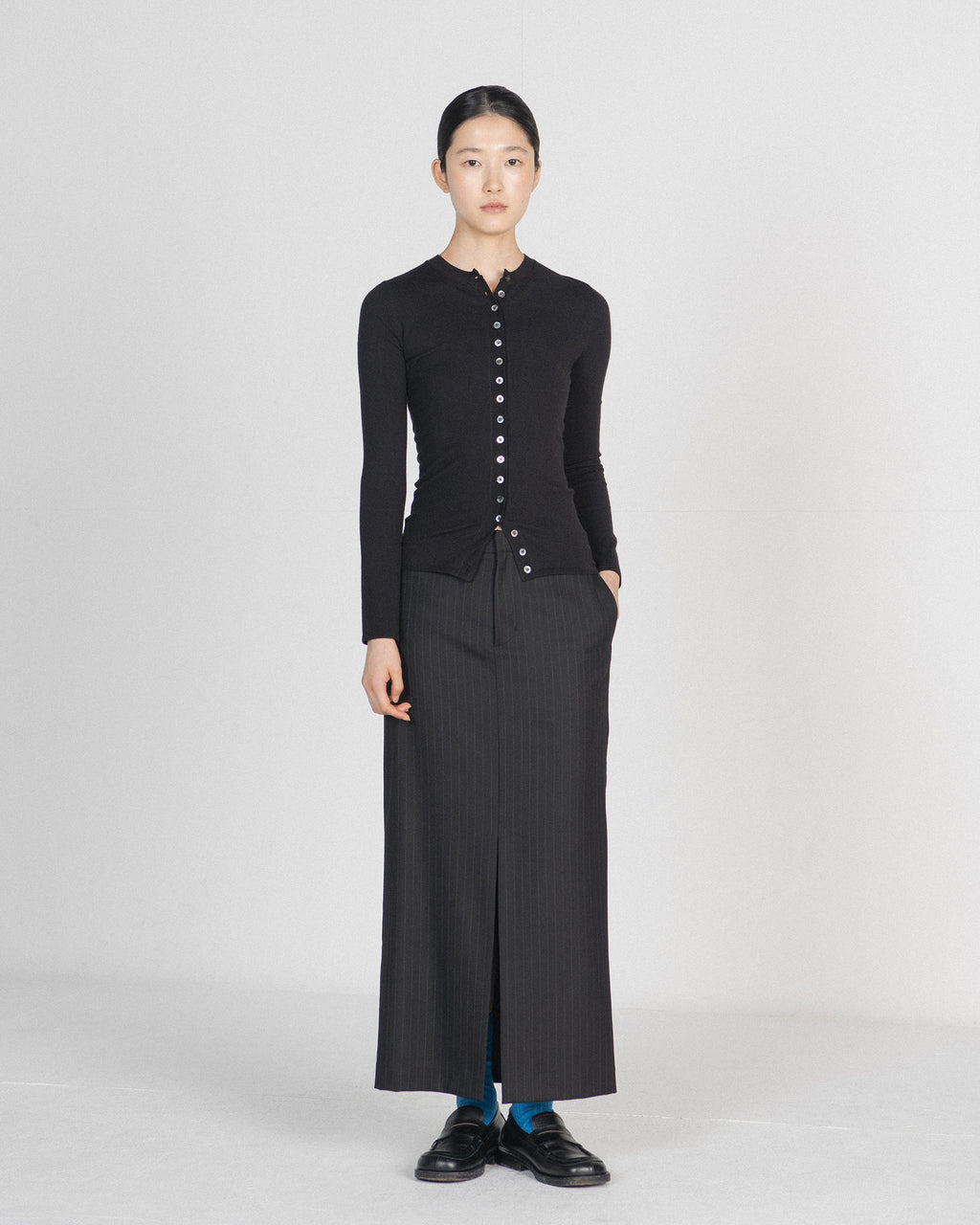 Brownyard - Slim Round Cardigan (Black) product image 3 | TRAB K-Fashion Australia